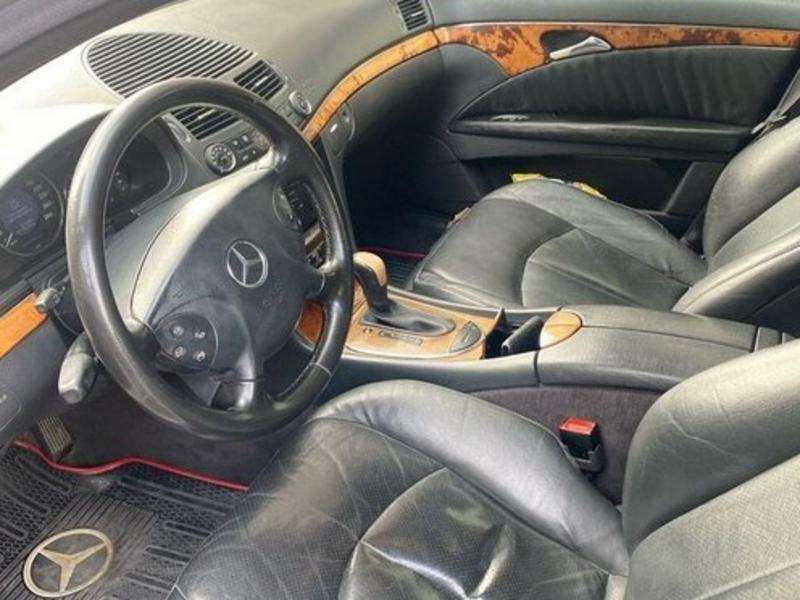 Mercedes E 270, 2003 il, 2.7 L, 403 000 km