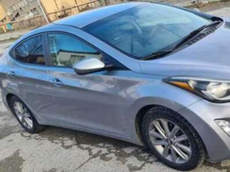Hyundai Elantra, 2015 il, 1.8 L, 104 000 km