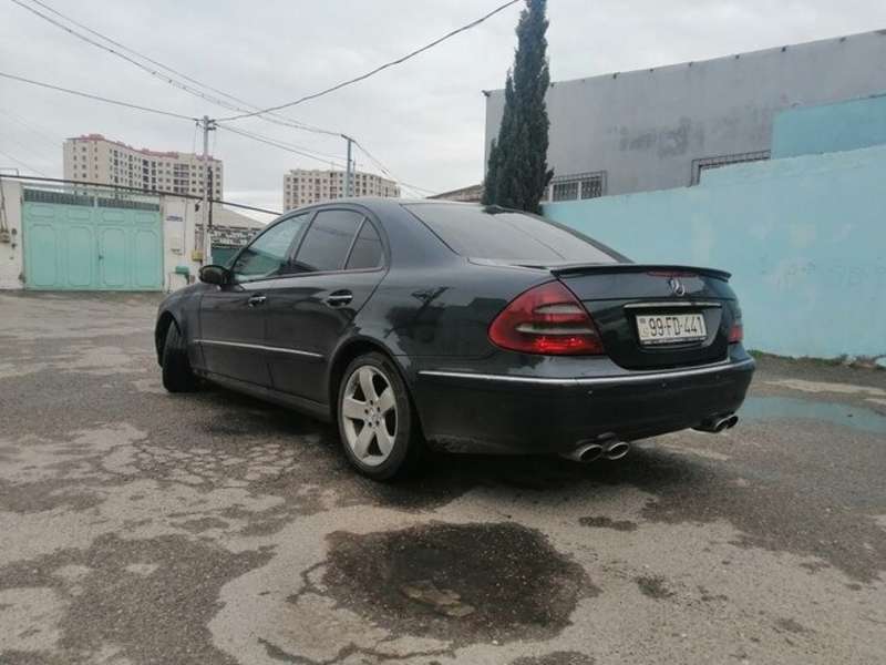 Mercedes E 270, 2004 il, 2.7 L, 550 000 km