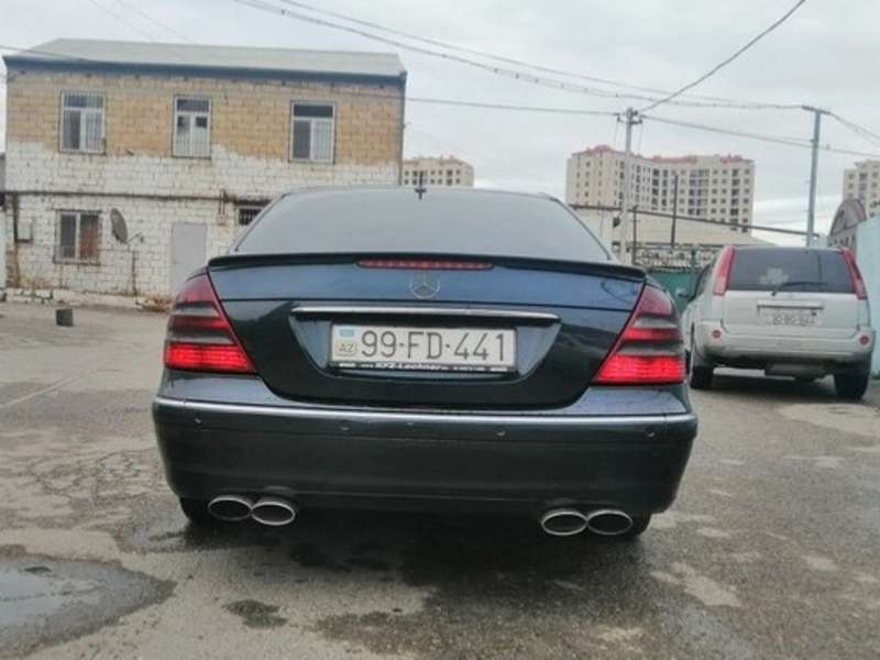 Mercedes E 270, 2004 il, 2.7 L, 550 000 km