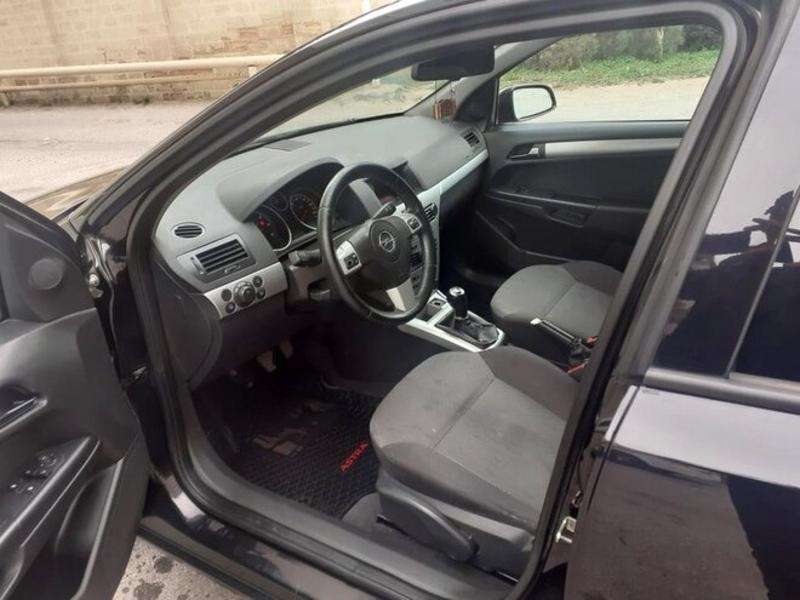 Opel Astra, 2009 il, 1.3 L, 220 000 km