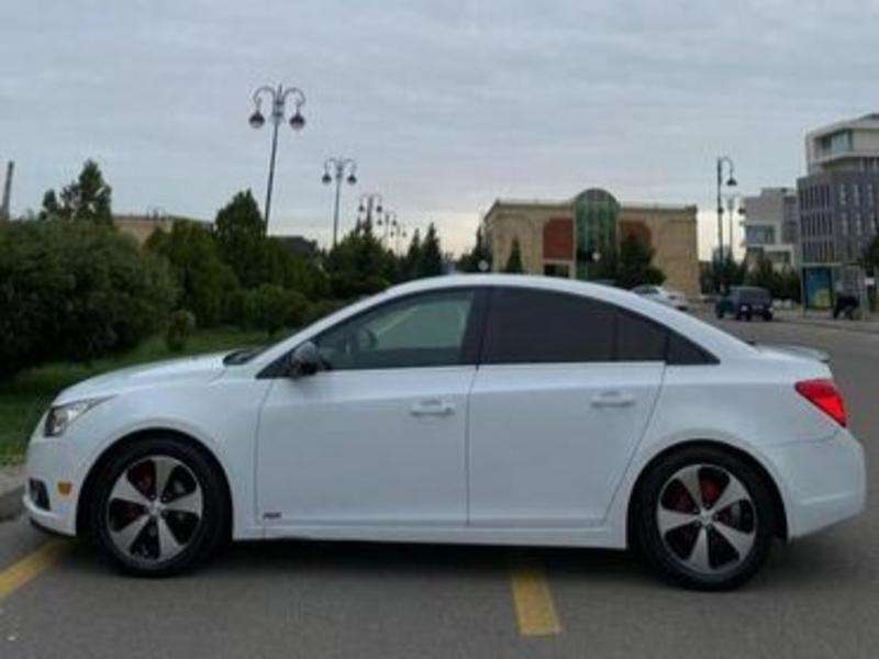 Chevrolet Cruze, 2013 il, 1.4 L, 290 000 km