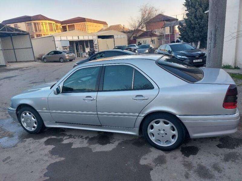 Mercedes C 180, 1995 il, 1.8 L, 230 000 km