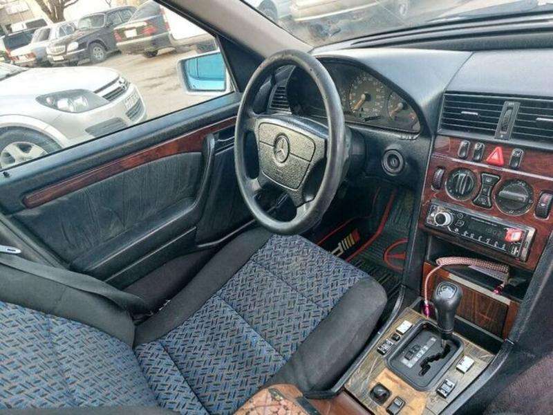 Mercedes C 180, 1995 il, 1.8 L, 230 000 km