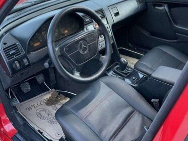 Mercedes C 220, 1994 il, 2.2 L, 300 000 km
