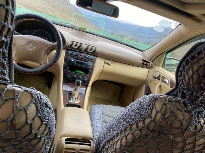 Mercedes C 240, 2000 il, 2.6 L, 270 000 km