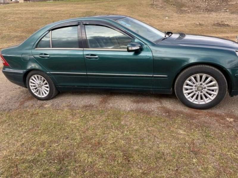 Mercedes C 240, 2000 il, 2.6 L, 270 000 km