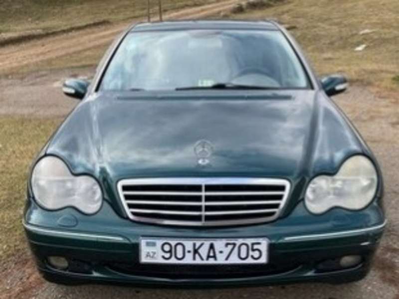 Mercedes C 240, 2000 il, 2.6 L, 270 000 km