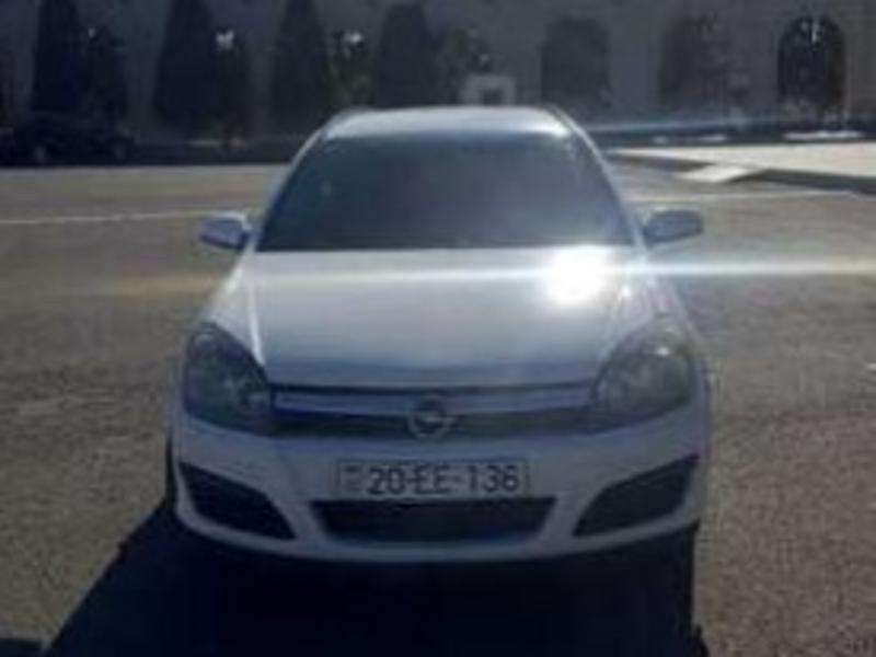 Opel Astra, 2005 il, 1.3 L, 330 142 km
