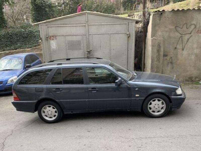 Mercedes C 180, 1997 il, 1.8 L, 294 836 km