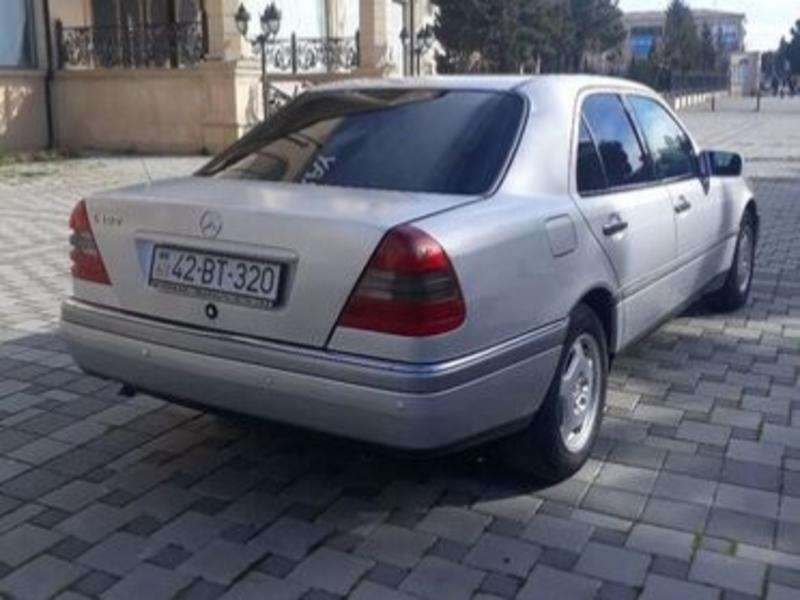 Mercedes C 180, 1995 il, 1.8 L, 295 000 km