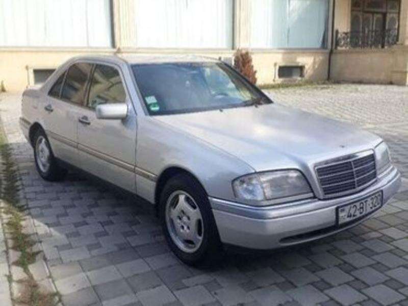 Mercedes C 180, 1995 il, 1.8 L, 295 000 km