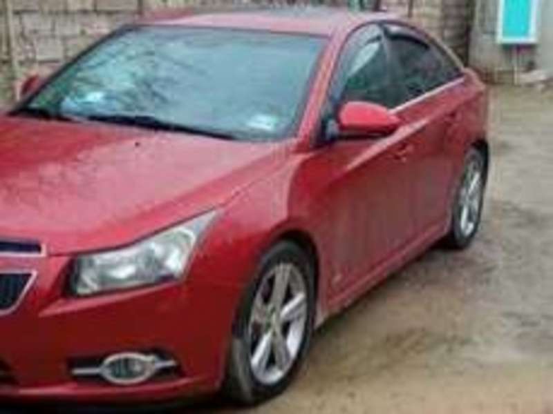 Chevrolet Cruze, 2012 il, 1.4 L, 245 000 km