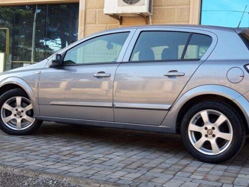 Opel Astra, 2005 il, 1.4 L, 233 000 km