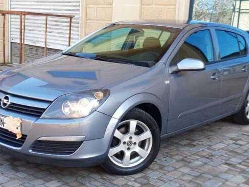 Opel Astra, 2005 il, 1.4 L, 233 000 km