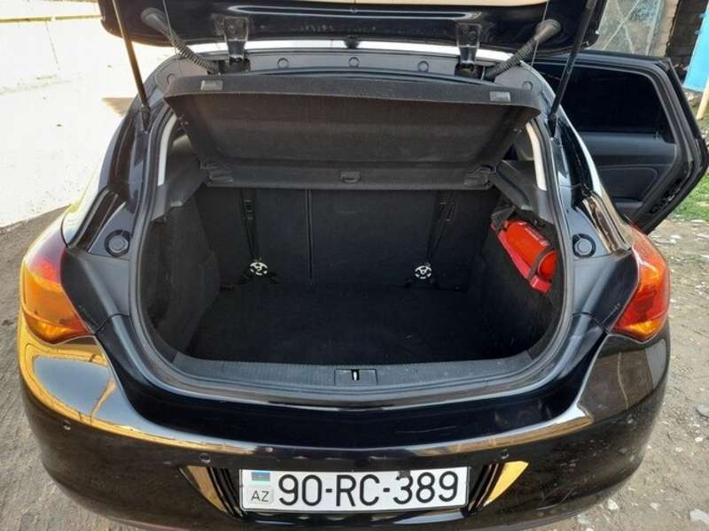 Opel Astra, 2011 il, 1.3 L, 265 000 km