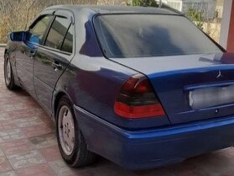 Mercedes C 180, 1999 il, 1.8 L, 324 000 km