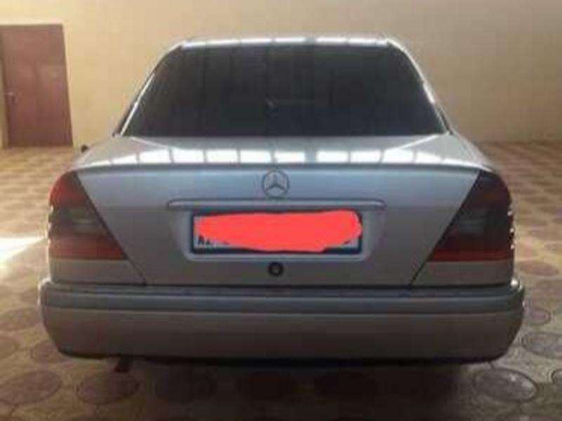 Mercedes C 180, 1993 il, 1.8 L, 242 000 km