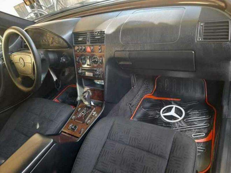 Mercedes C 220, 1998 il, 2.2 L, 363 000 km