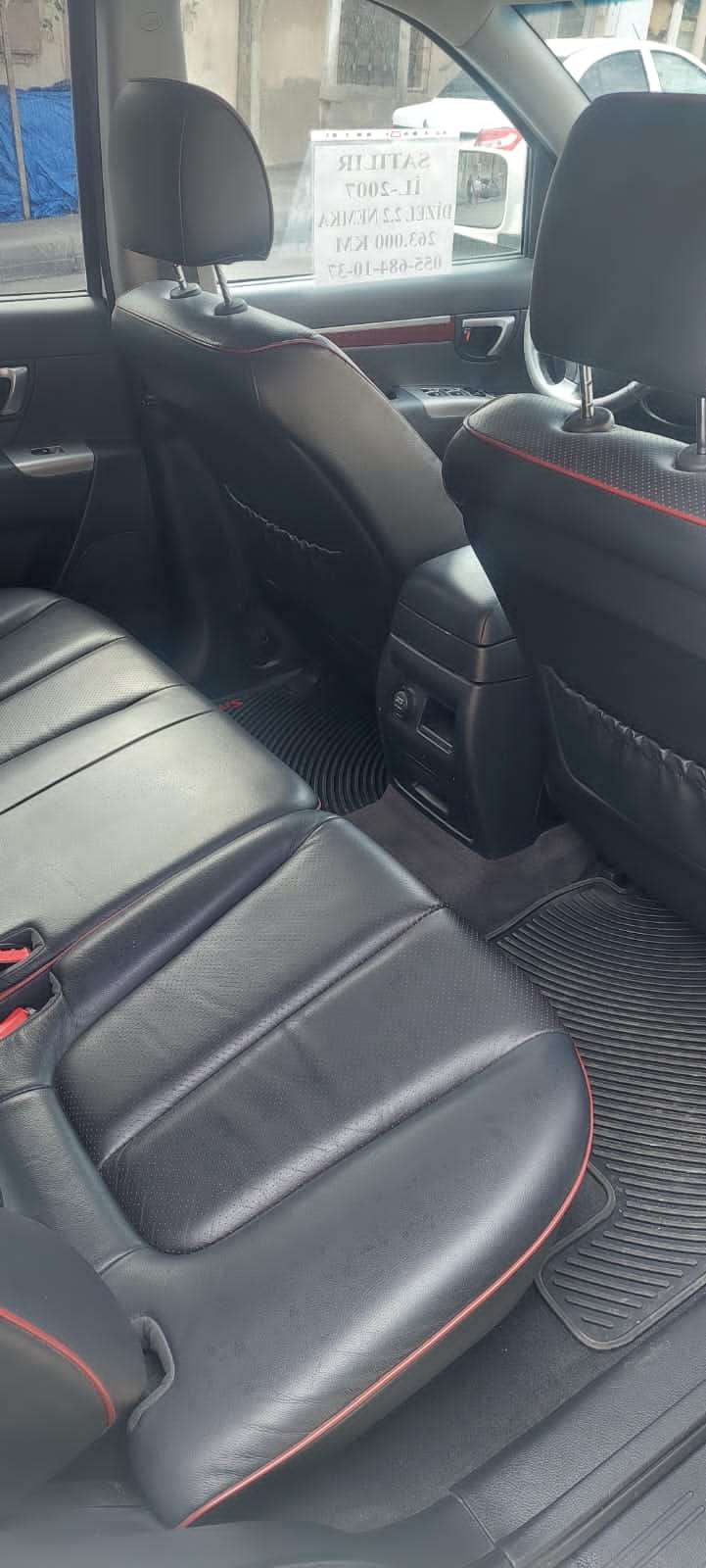 Hyundai Santa Fe, 2007 il, 2.2 L, 266 000 km