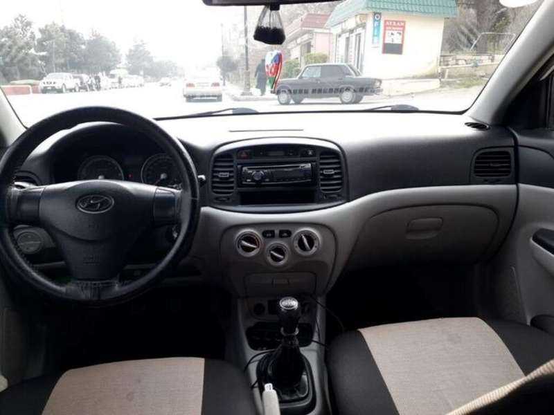 Hyundai Accent, 2009 il, 1.4 L, 138 000 km