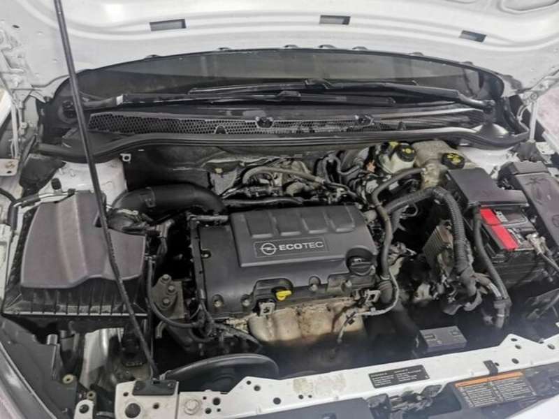 Opel Astra, 2011 il, 1.4 L, 212 000 km