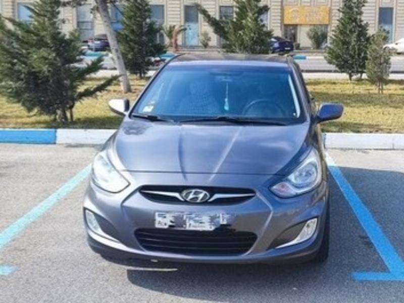 Hyundai Accent, 2012 il, 1.6 L, 192 000 km