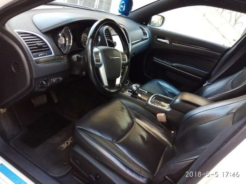 Chrysler 300, 2012 il, 3.6 L, 150 000 km