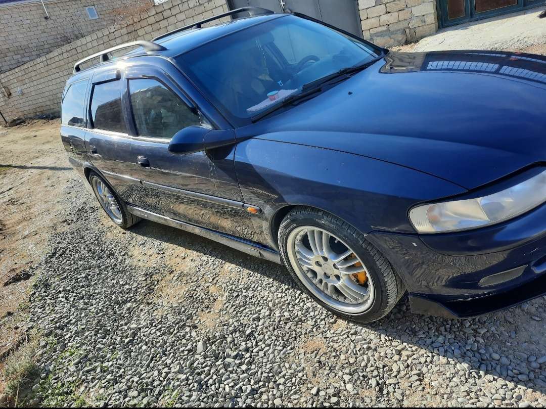 Opel Vectra, 1999 il, 2.0 L, 346 000 km