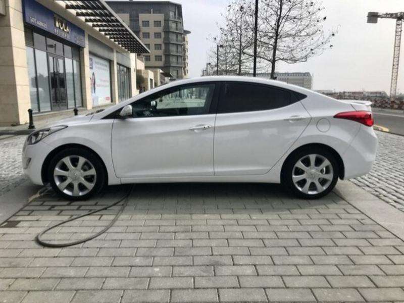 Hyundai Elantra, 2011 il, 1.8 L, 131 000 km
