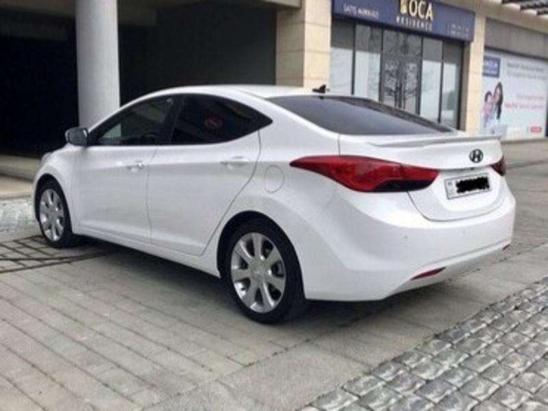 Hyundai Elantra, 2011 il, 1.8 L, 131 000 km
