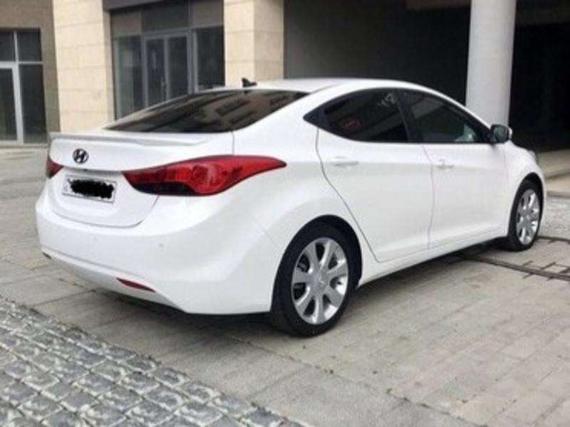 Hyundai Elantra, 2011 il, 1.8 L, 131 000 km