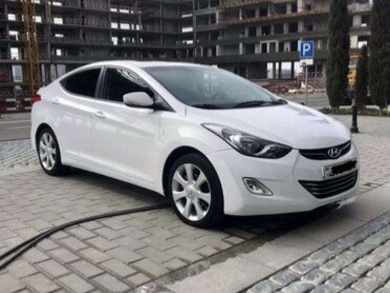 Hyundai Elantra, 2011 il, 1.8 L, 131 000 km
