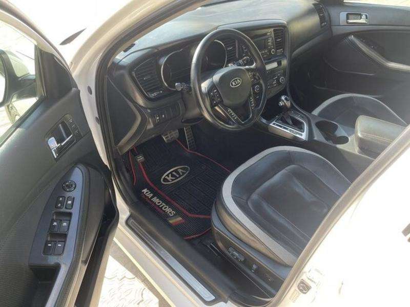 Kia Optima, 2011 il, 2.0 L, 126 000 km