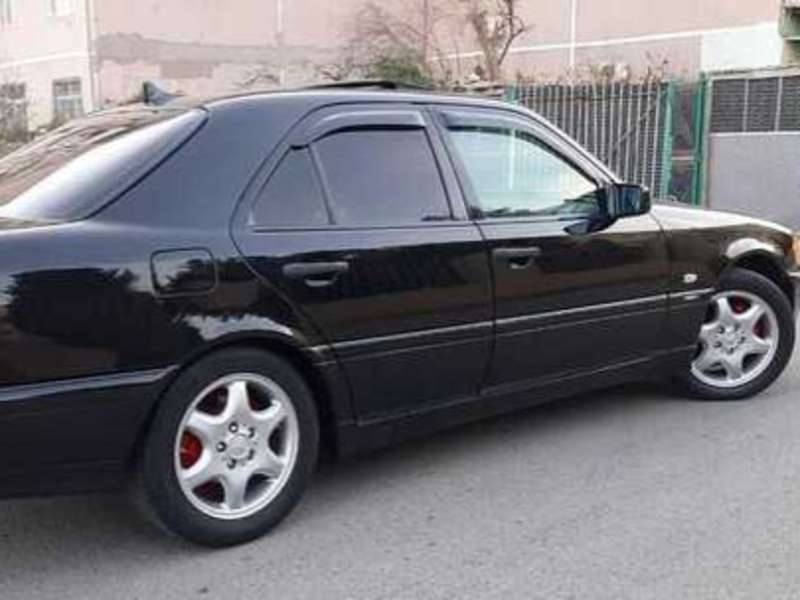 Mercedes C 240, 1998 il, 2.4 L, 245 000 km