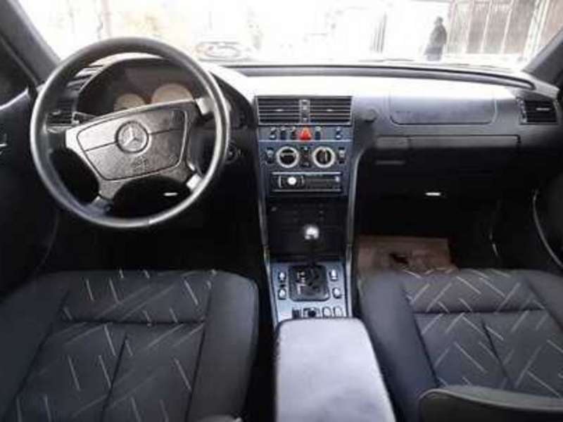 Mercedes C 240, 1998 il, 2.4 L, 245 000 km