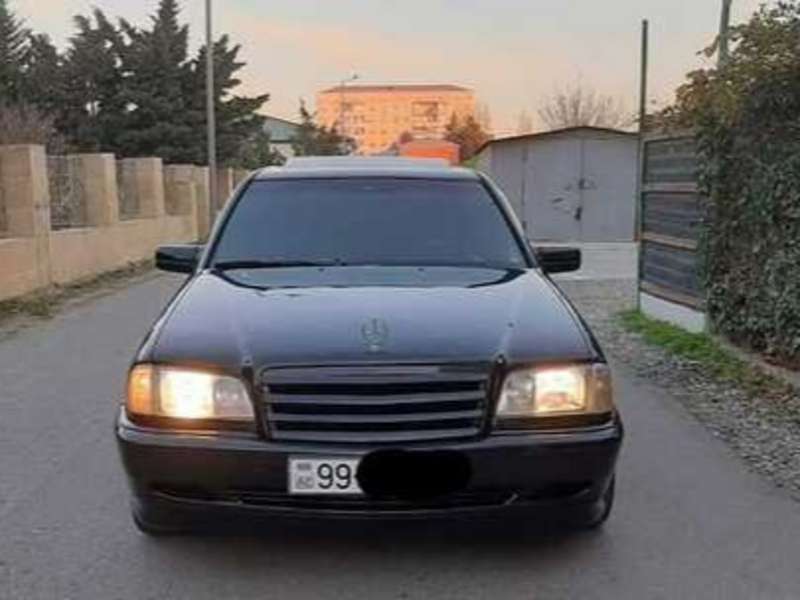 Mercedes C 240, 1998 il, 2.4 L, 245 000 km