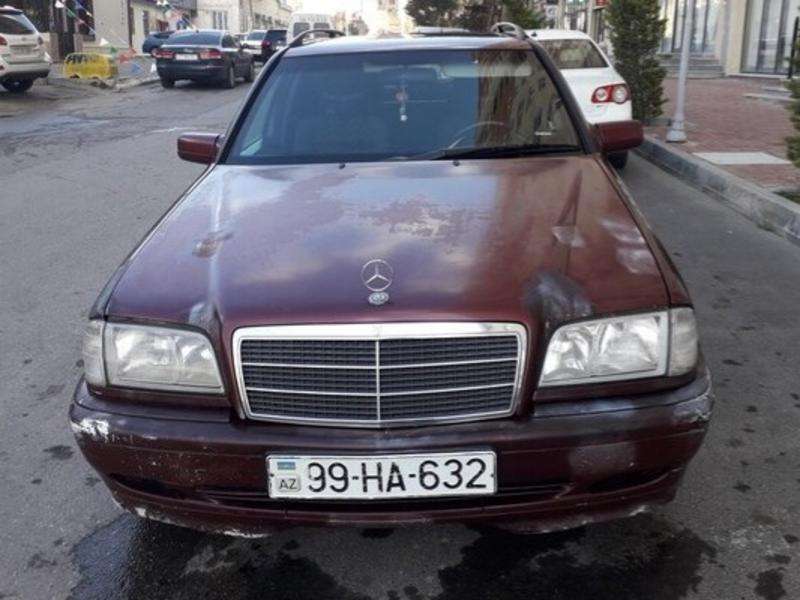 Mercedes C 180, 2000 il, 1.8 L, 400 000 km