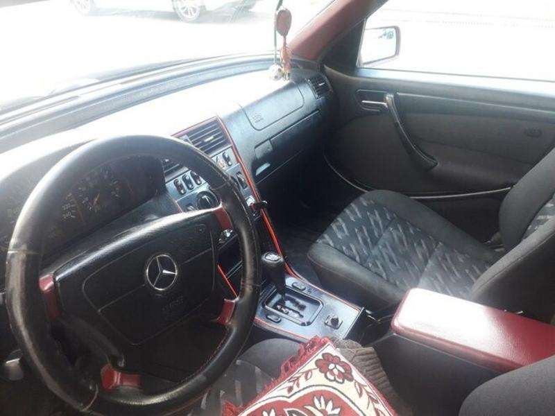 Mercedes C 180, 2000 il, 1.8 L, 400 000 km