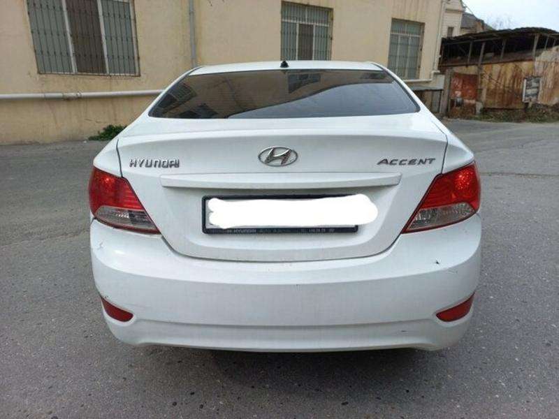 Hyundai Accent, 2012 il, 1.4 L, 158 000 km