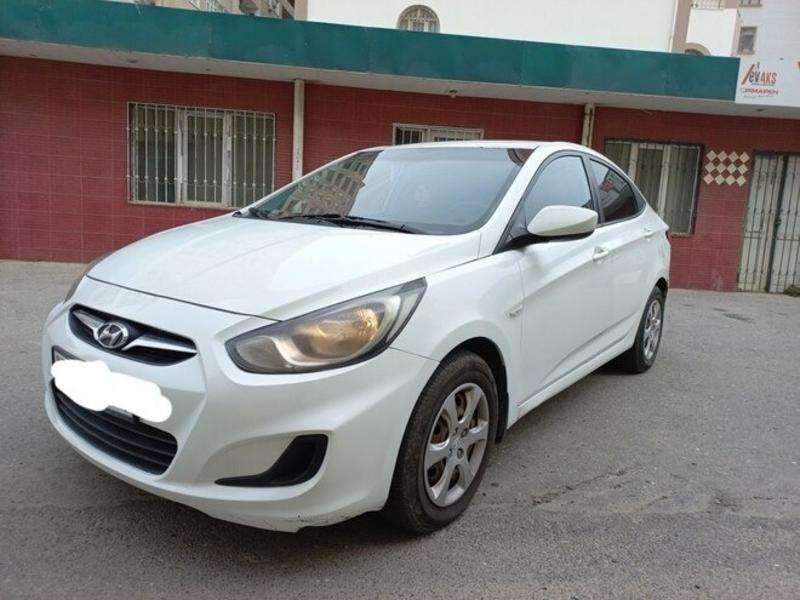 Hyundai Accent, 2012 il, 1.4 L, 158 000 km