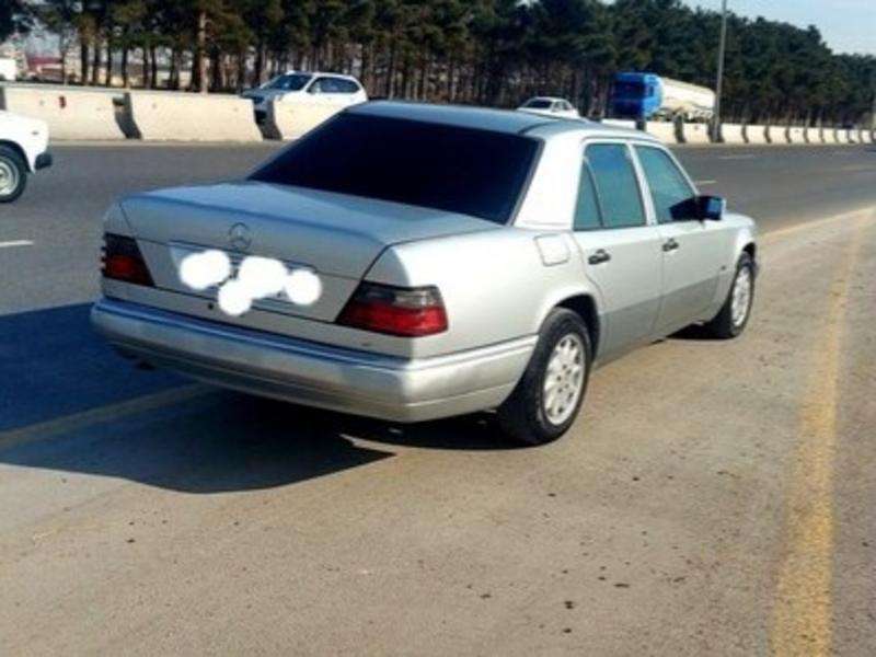 Mercedes E 200, 1994 il, 2.0 L, 292 000 km