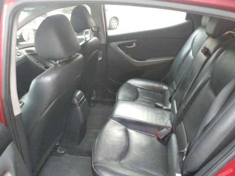 Hyundai Elantra, 2014 il, 1.8 L, 250 000 km