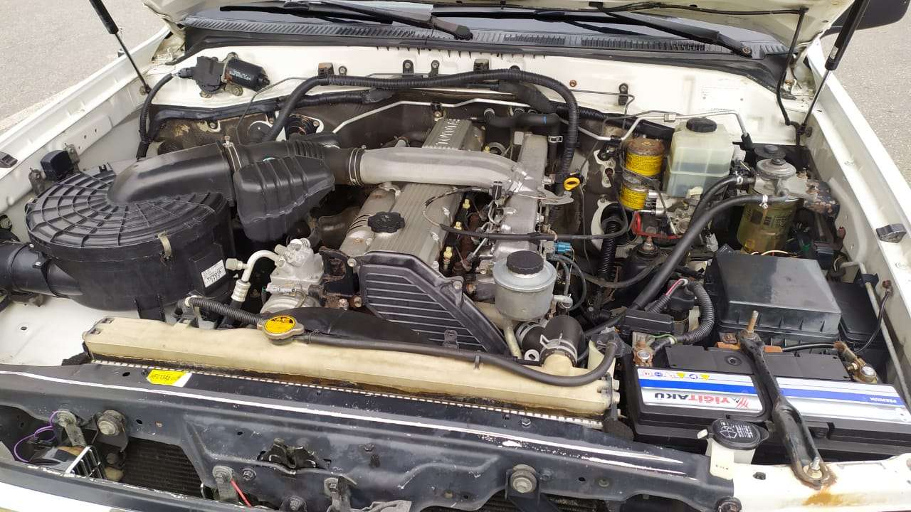 Toyota Land Cruiser, 2002 il, 4.2 L, 596 000 km