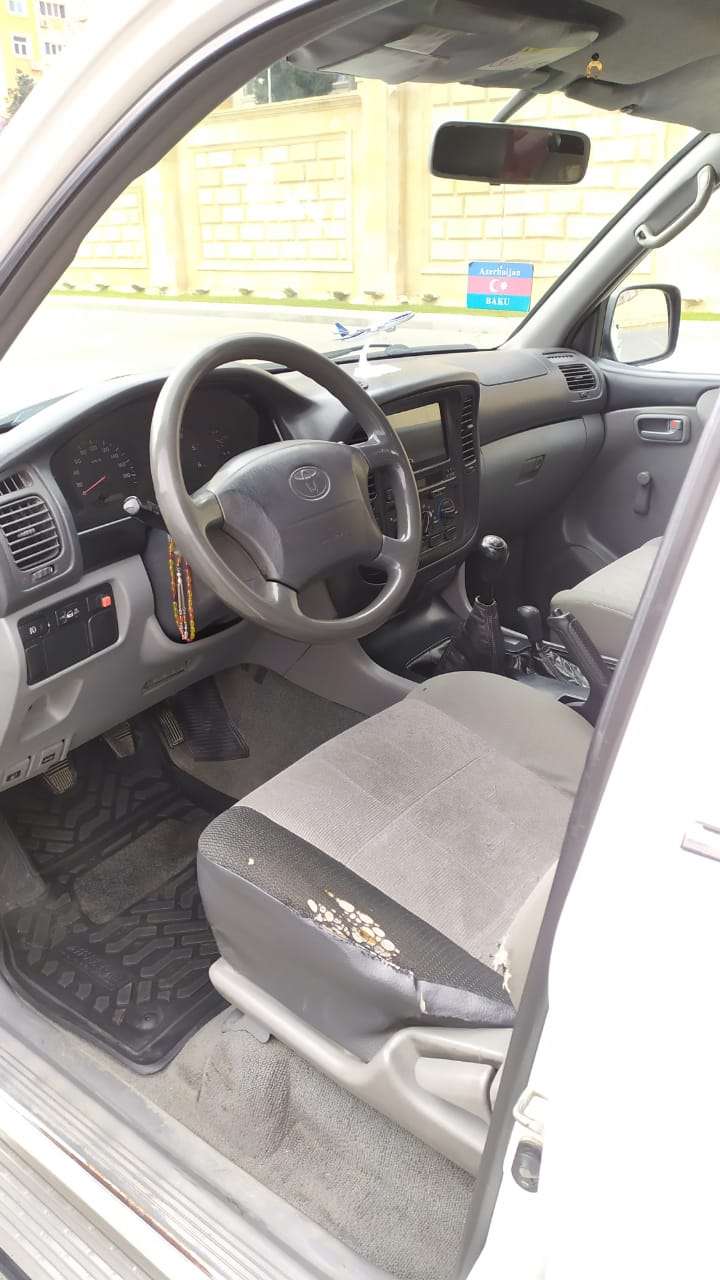 Toyota Land Cruiser, 2002 il, 4.2 L, 596 000 km