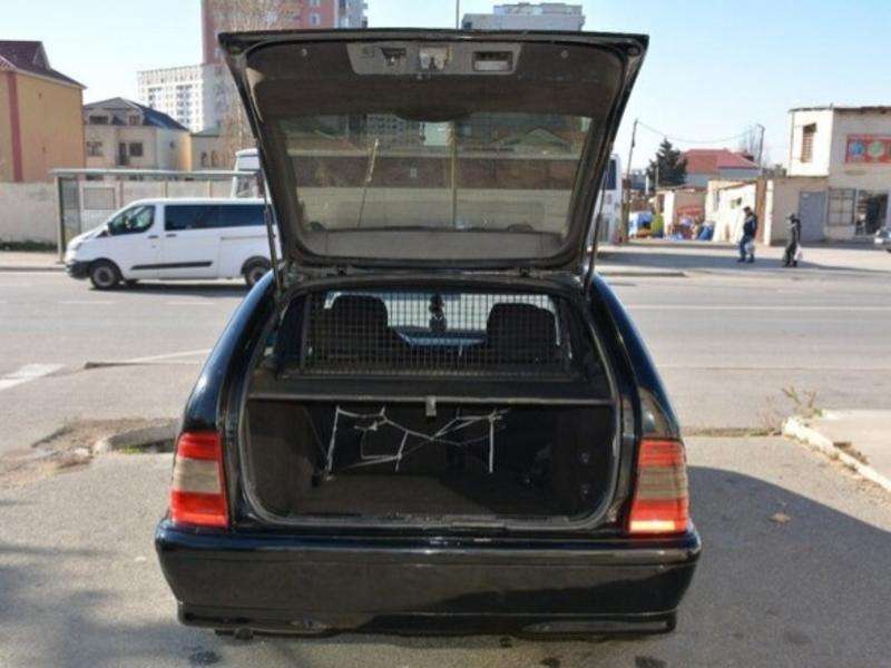 Mercedes C 180, 1997 il, 1.8 L, 352 500 km