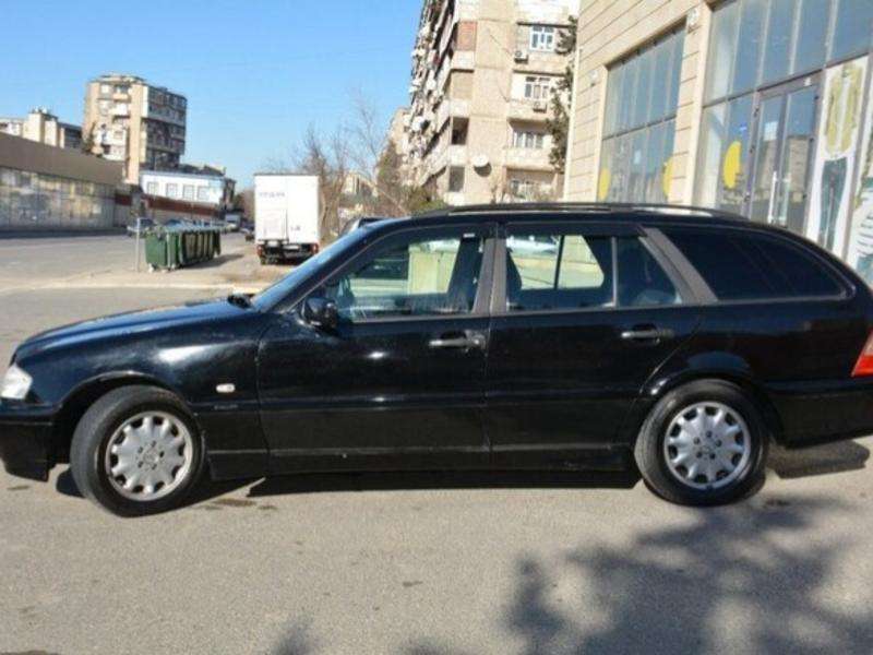 Mercedes C 180, 1997 il, 1.8 L, 352 500 km