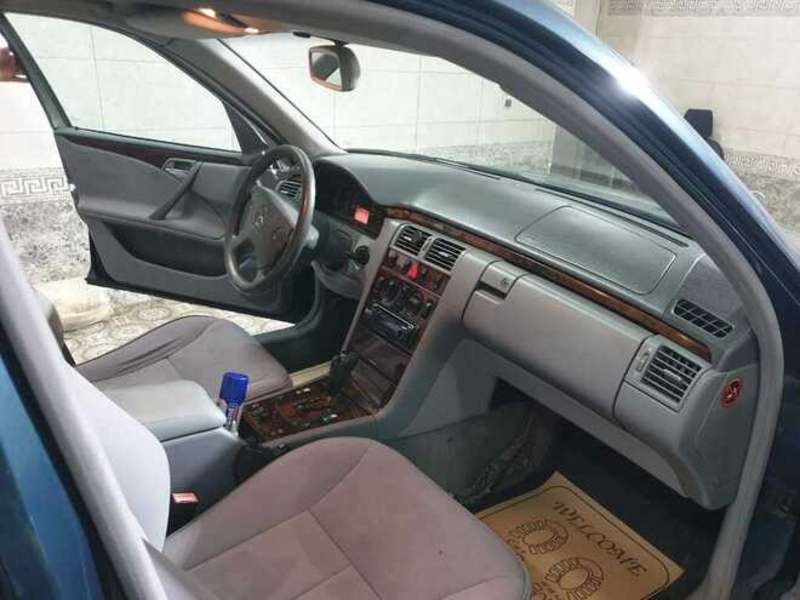 Mercedes E 220, 2000 il, 2.2 L, 450 000 km