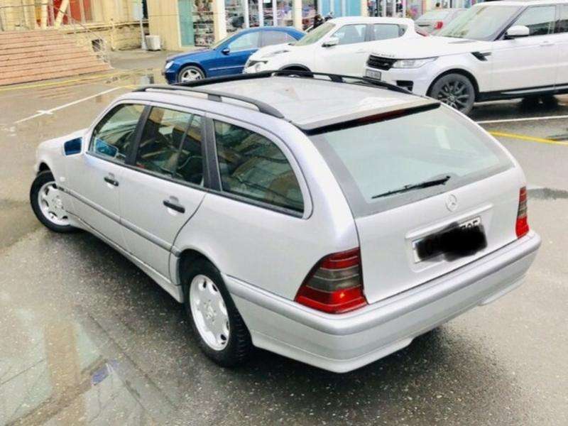 Mercedes C 220, 1999 il, 2.2 L, 265 789 km