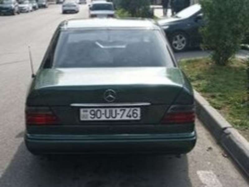 Mercedes E 200, 1993 il, 2.0 L, 456 892 km